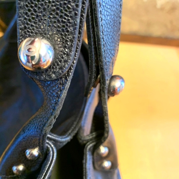 CHANEL POCKETS IN THE CITY BAG JUMBO - Picture 11 of 14